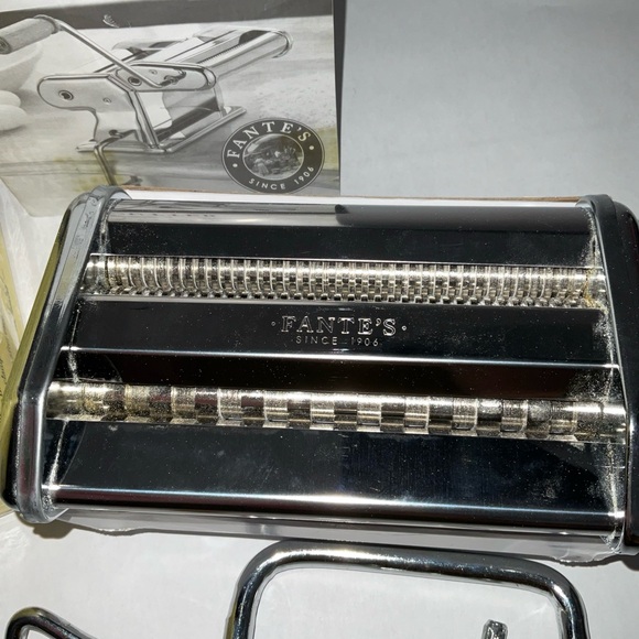 Used Fantes Aunt Gina’s Pasta Maker Machine Double Cutter Noodle Model 12000 - Picture 3 of 6